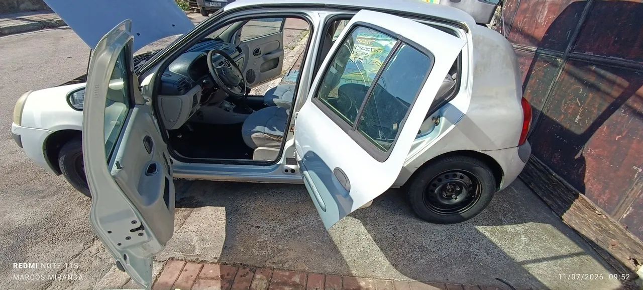 Renault Clio Clio Authentique 1.0/1.0 Hi-Power 16V 3p 2003
