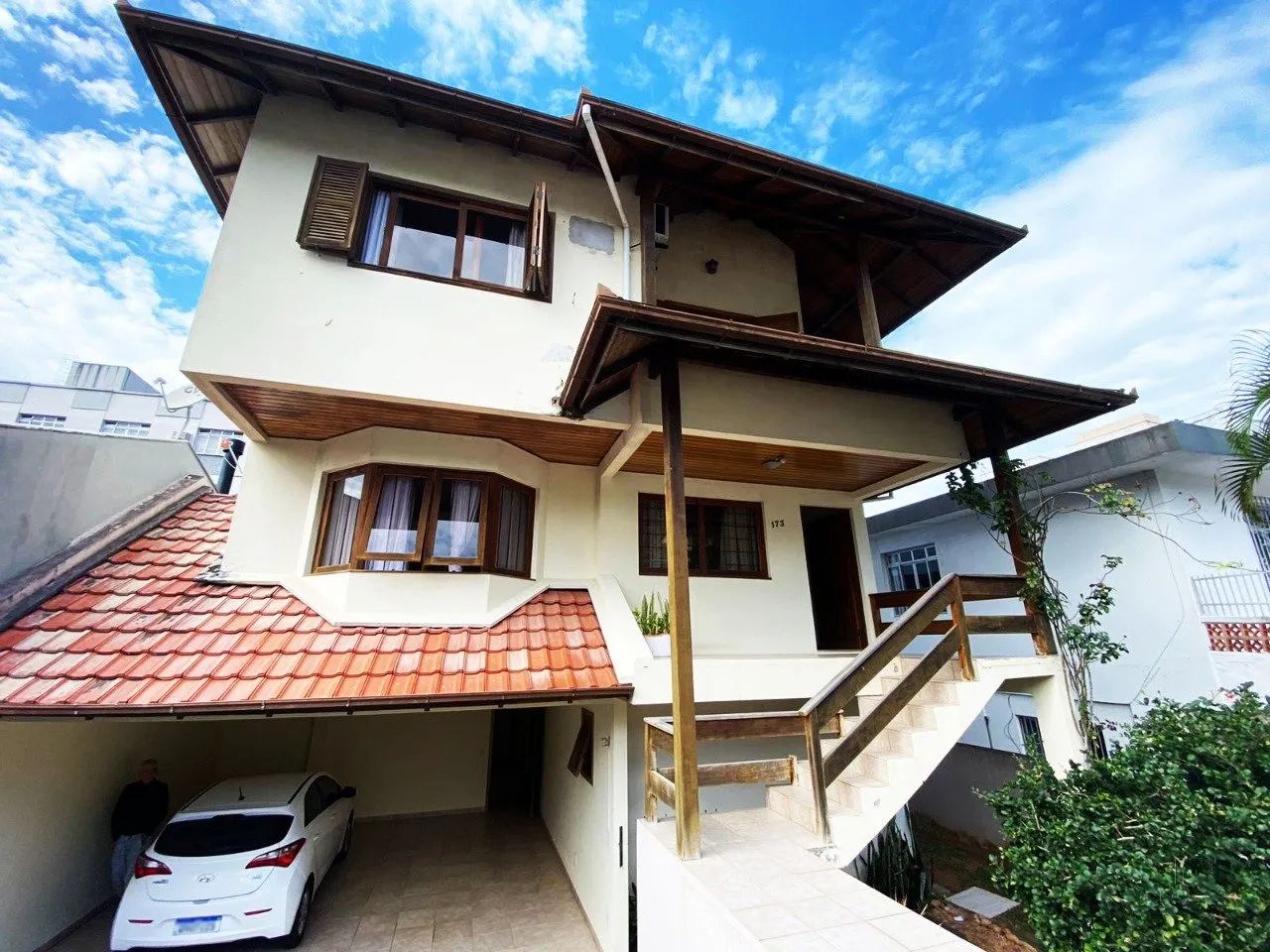 OPORTUNIDADE! Casa de 318m² na Trindade - Foto 3