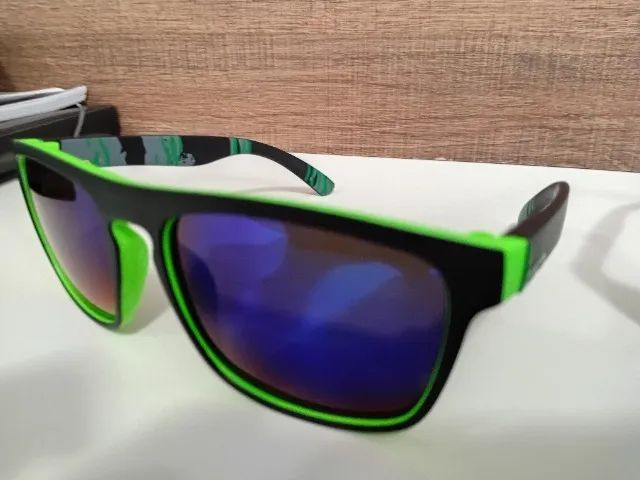 Promoção!! 3 Óculos de Sol p/ R$ 100,00 - Foto 2