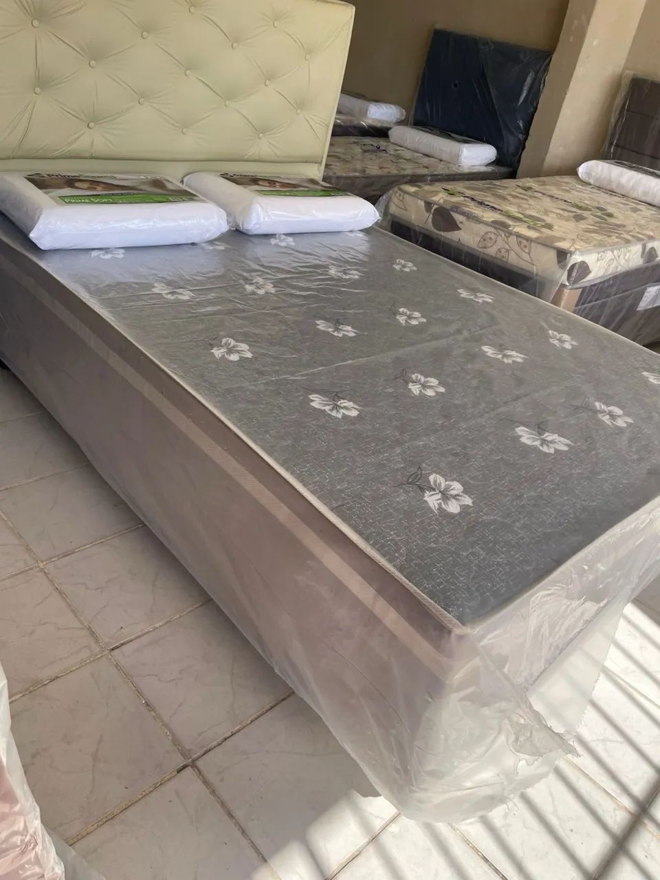 Cama box casal 