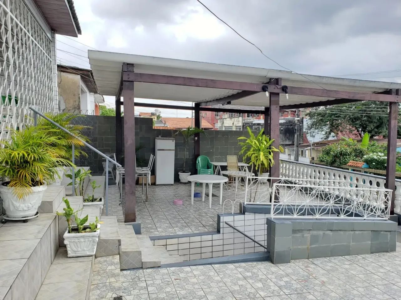 Casa Venda e Aluguel  Aleixo /Adrianópolis perto nova Samel