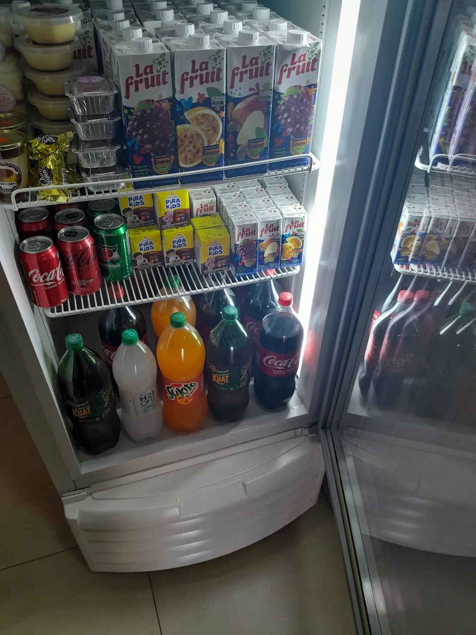 Freezer Expositor da Metalfrio  - Foto 2