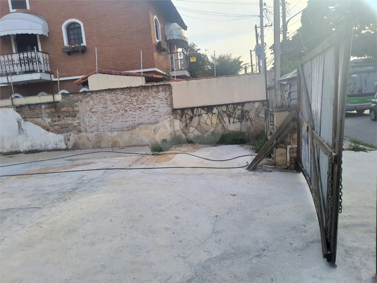 Casa com 1 quartos para locação em Parque são domingos - SP - Foto 4