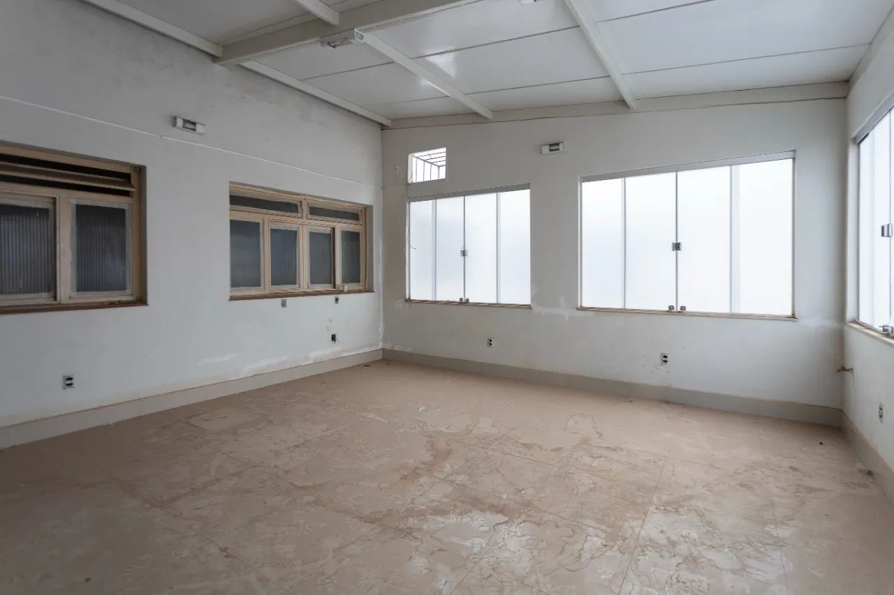 Apartamento no Setor Oeste com 120,00m², 3 quartos, 3 salas. - Foto 2