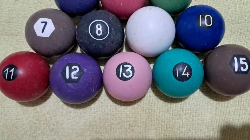 Jogo Bolas de Bilhar (Incompleto Faltam 2) - Foto 2