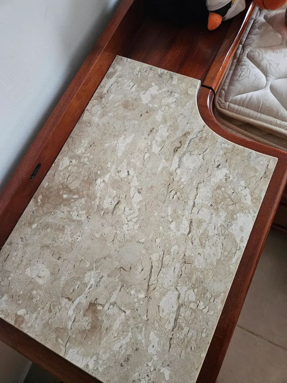 Cama Queen com madeira maciça  - Foto 4