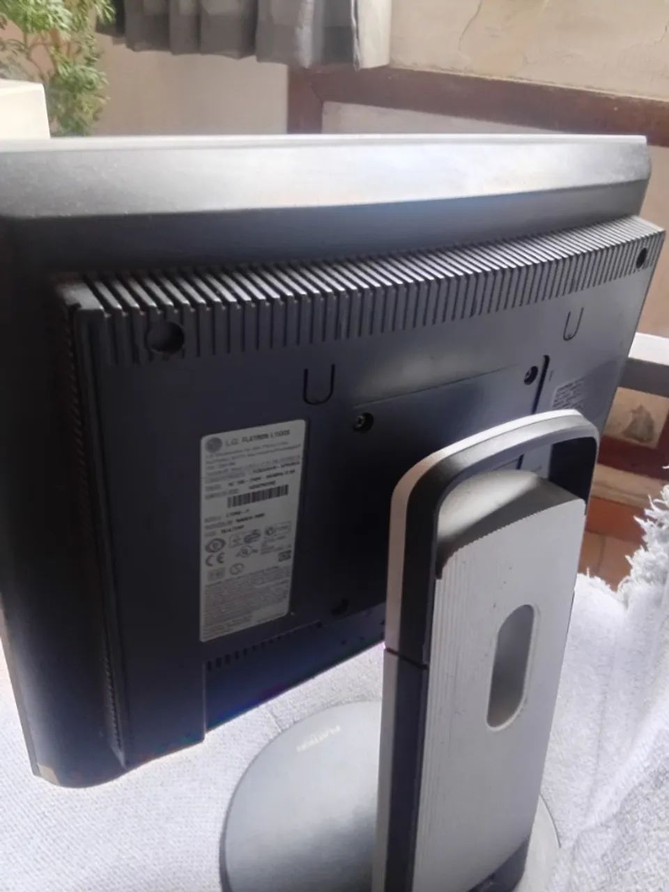 Monitor para PC de 14 polegadas (com defeito) - Foto 2