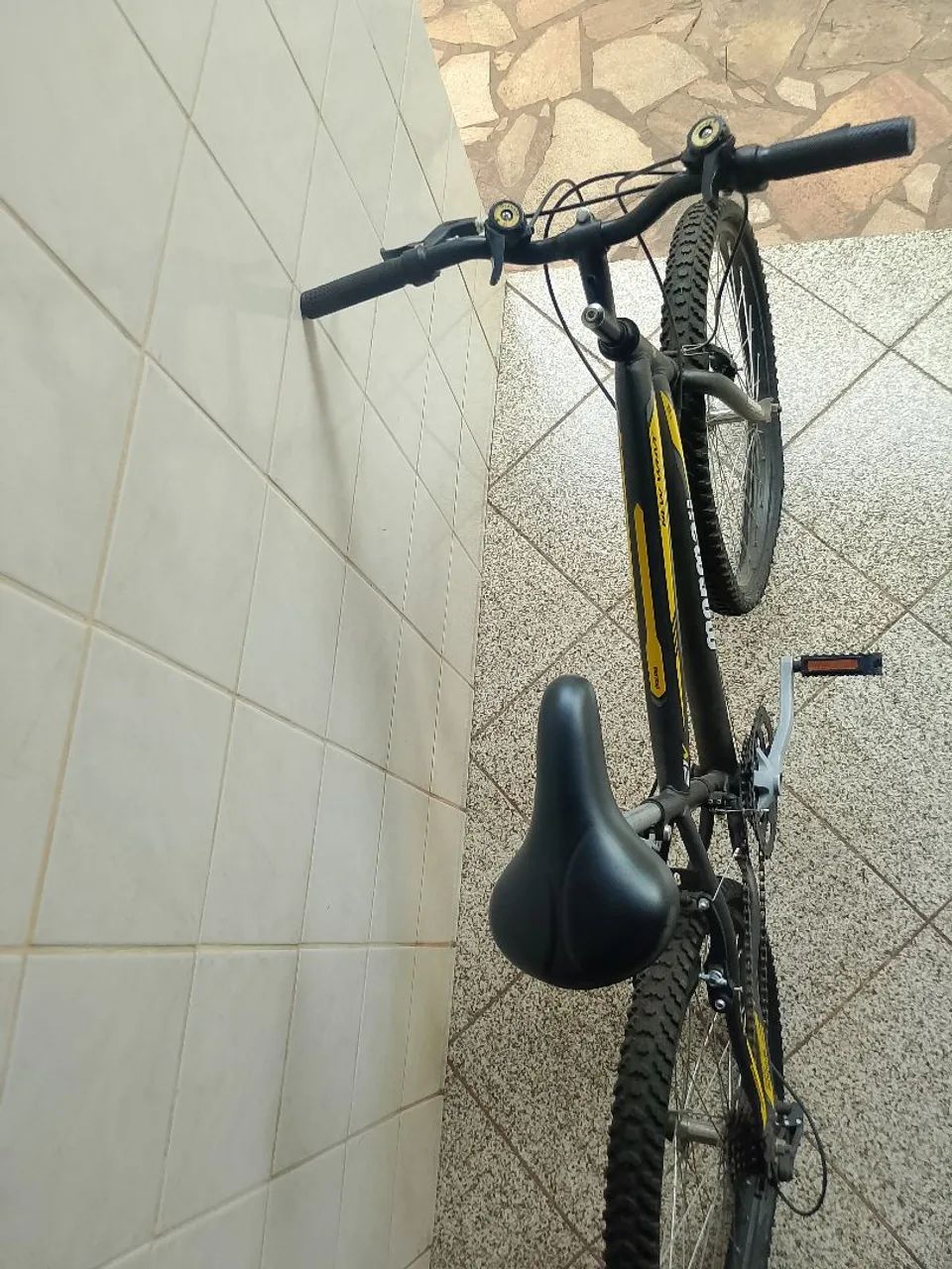 Bicicleta Mormaii Aro 26 21 Marchas Semi Nova - Foto 3