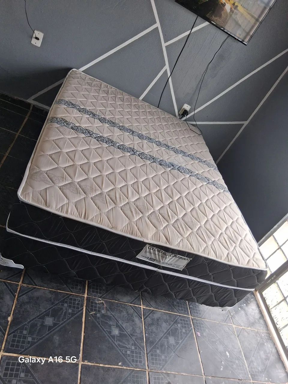 Cama Box Casal De Espuma Semi Nova  - Foto 3