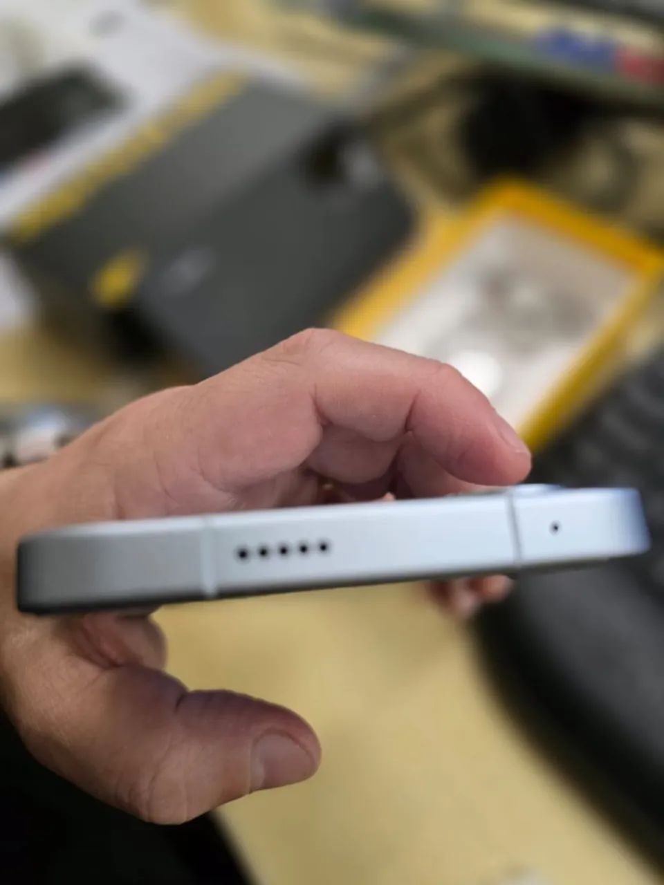 POCO X8 PRO MAX 256 GB 12RAM - Foto 3