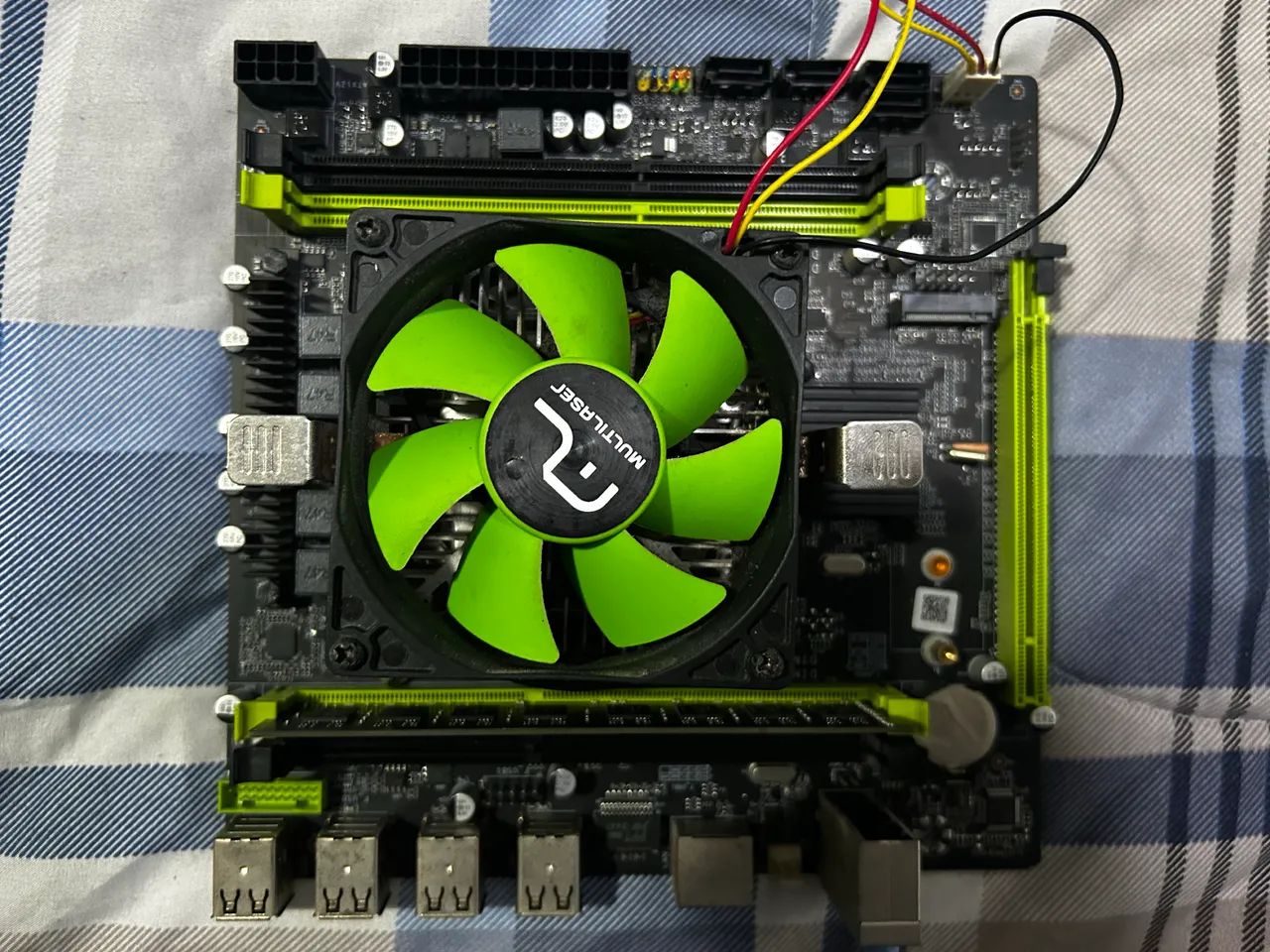 PC X79 + Xeon + 36GB RAM  - Foto 2