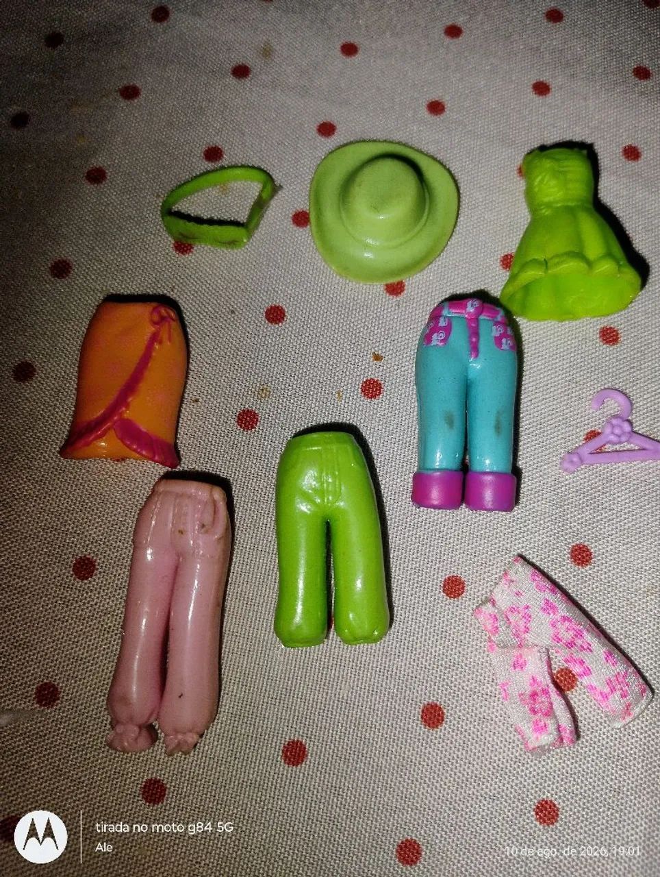 Lote roupinhas Polly com 4 bonecas  - Foto 2