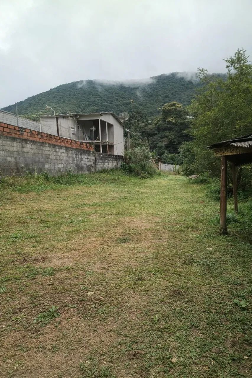 Foto - Mairiporã - Pedra Vermelha (Terra Preta)