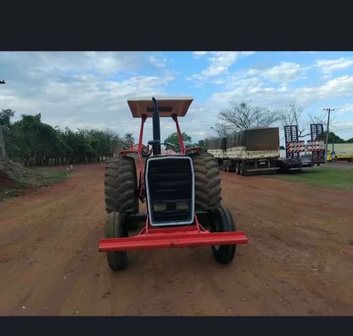Trator MF 