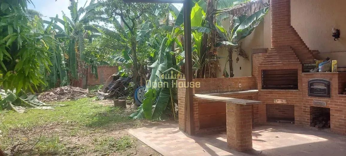 Chácara dos Sonhos com 1650m²: Seu Refúgio de Tranquilidade e Lazer! - Foto 5