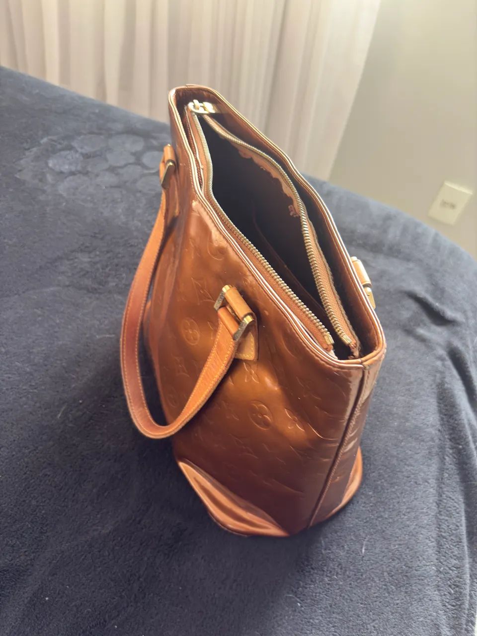 Bolsa Louis Vuitton Monogram Vernis Houston - Foto 6