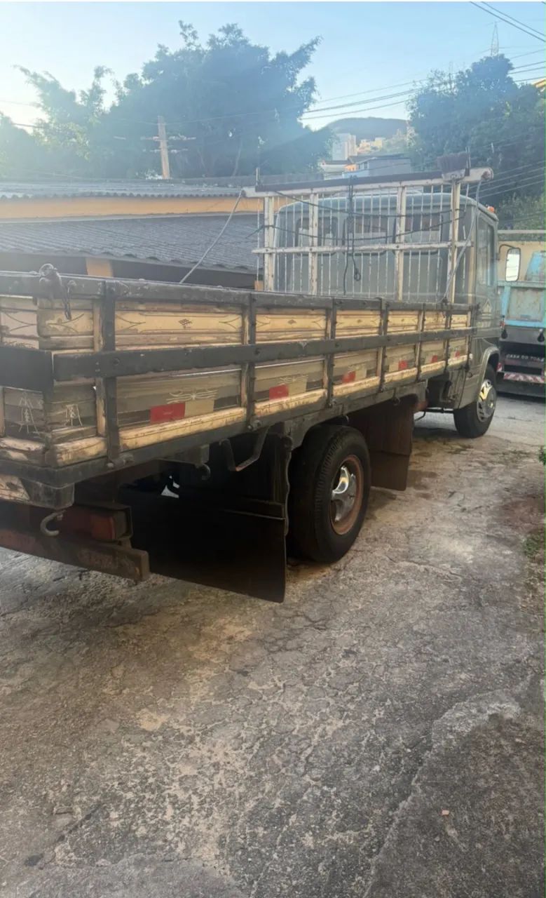 Vendo caminhão 608. - Foto 2