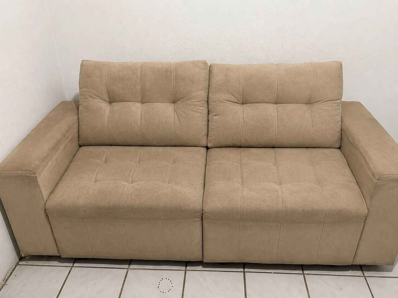Sofá retratil linho