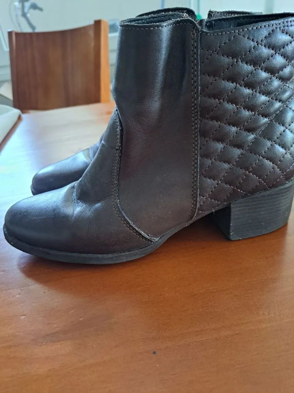 Bota couro marrom - Foto 3