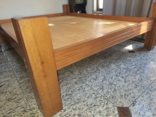 CAMA DE CASAL EM MADEIRA MACIÇA TAUARI - Foto 2