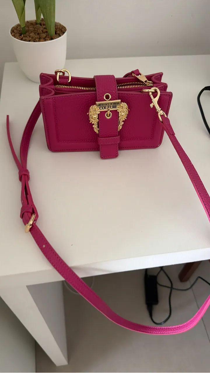 Bolsa em couro Versace jeans culture  - Foto 3