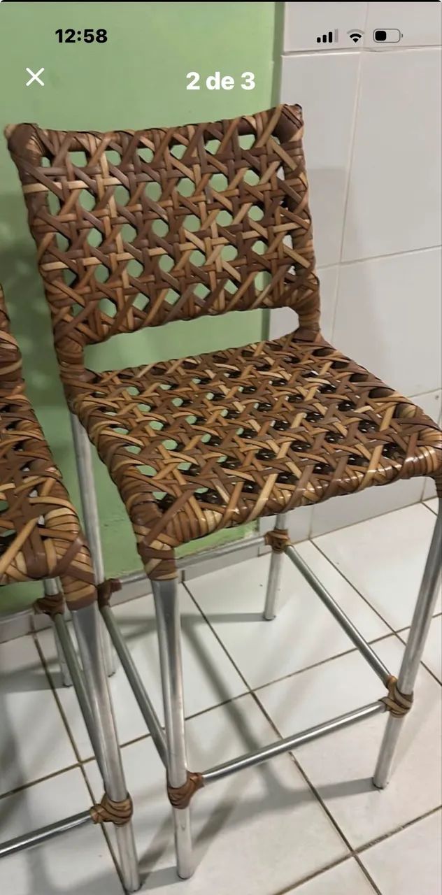 VENDO TRÊS BANQUETAS ALUMÍNIO COM FIBRA  - Foto 2