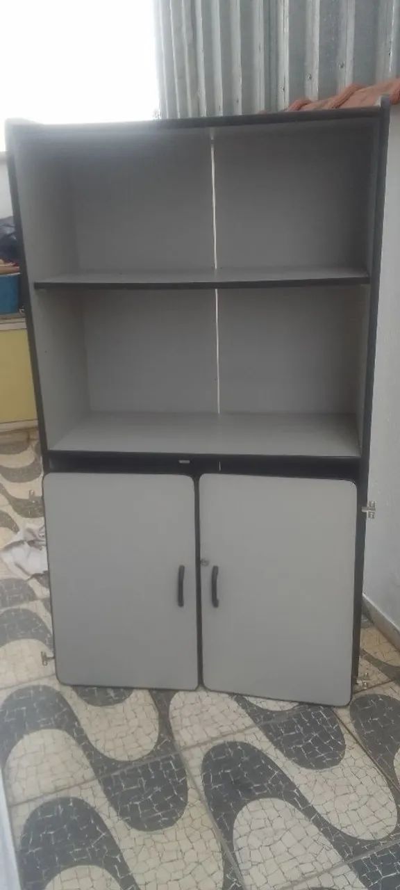 Vendo armário mutuso. 