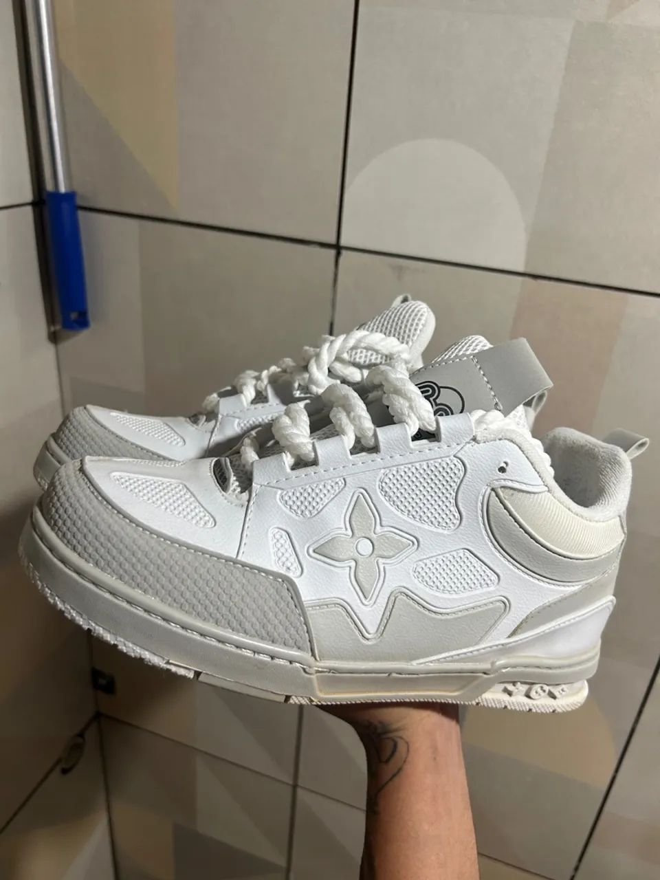 Vendo tênis da lv skate 