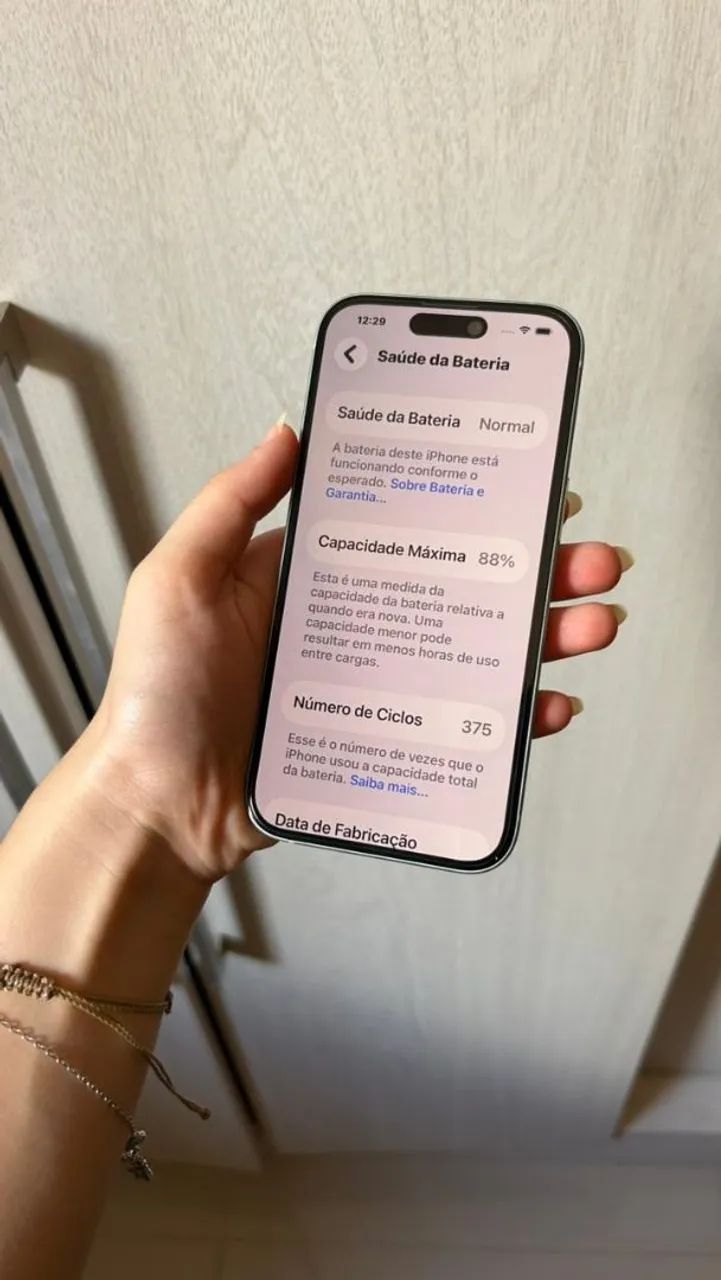 iPhone 15 - Verde Água - 256 GB  - Foto 3