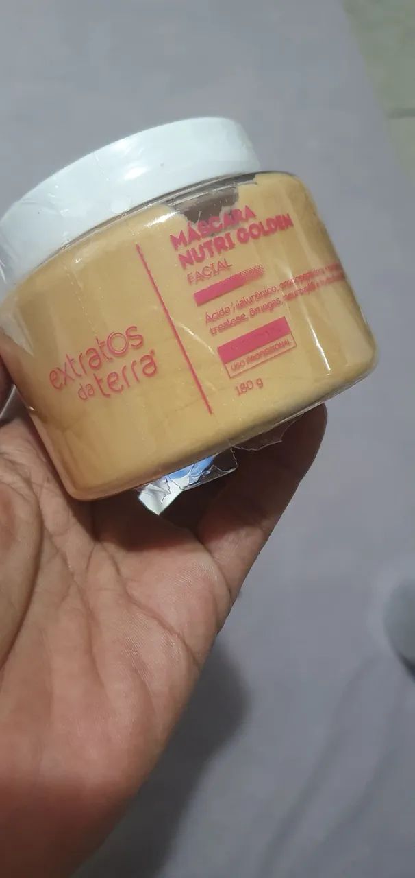 Máscara de ouro e exo intense 