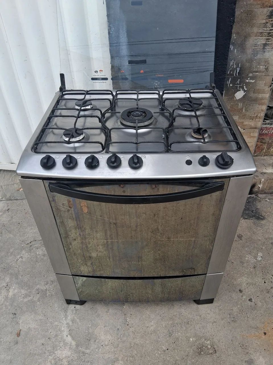 Vendo fogão Electrolux 5 bocas  - Foto 2