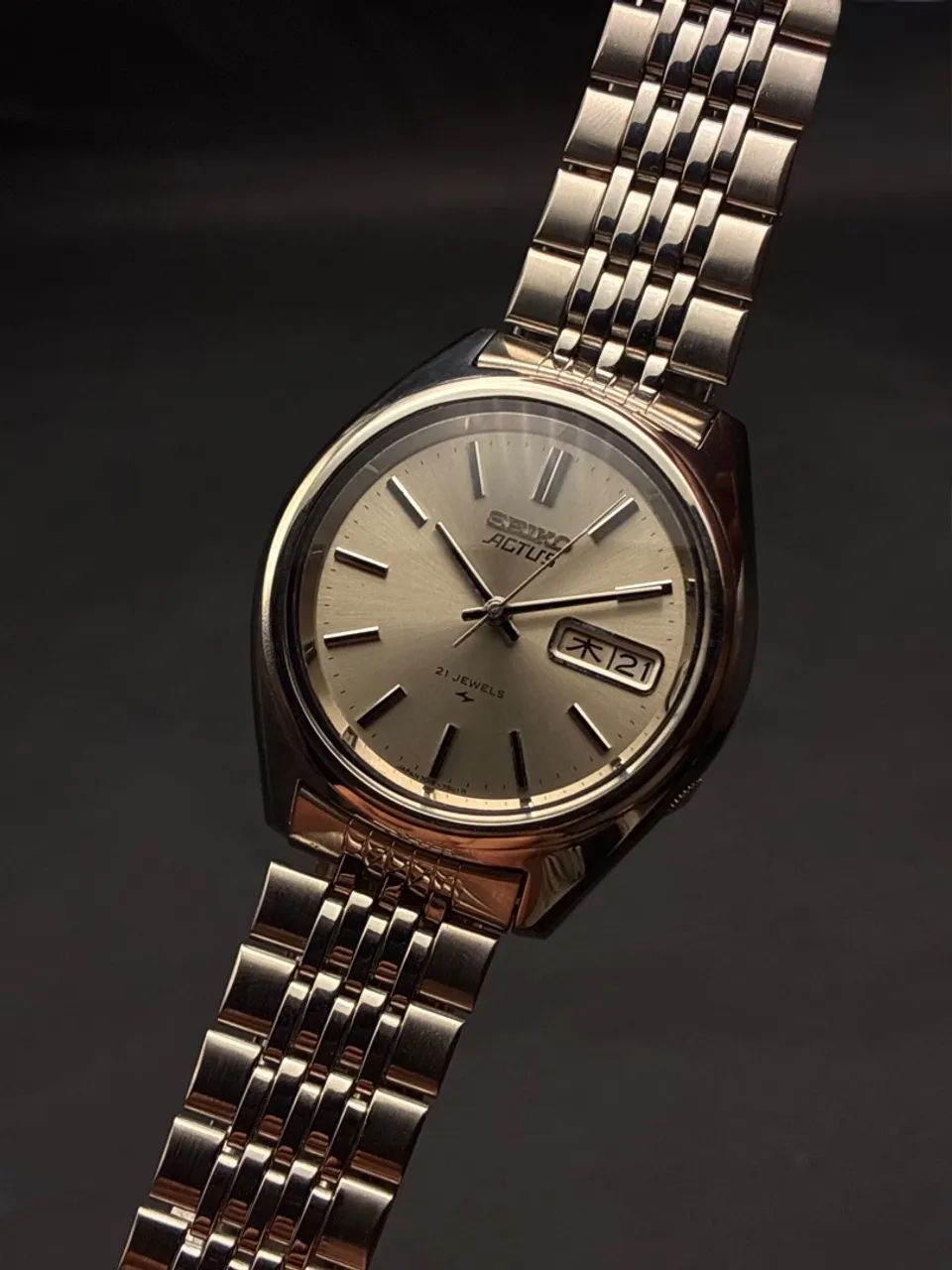 Seiko 5 Actus Champagne Sunburst
