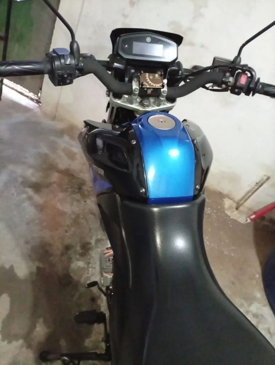 Crosser semi nova com menos de 50 mil Km  - Foto 3
