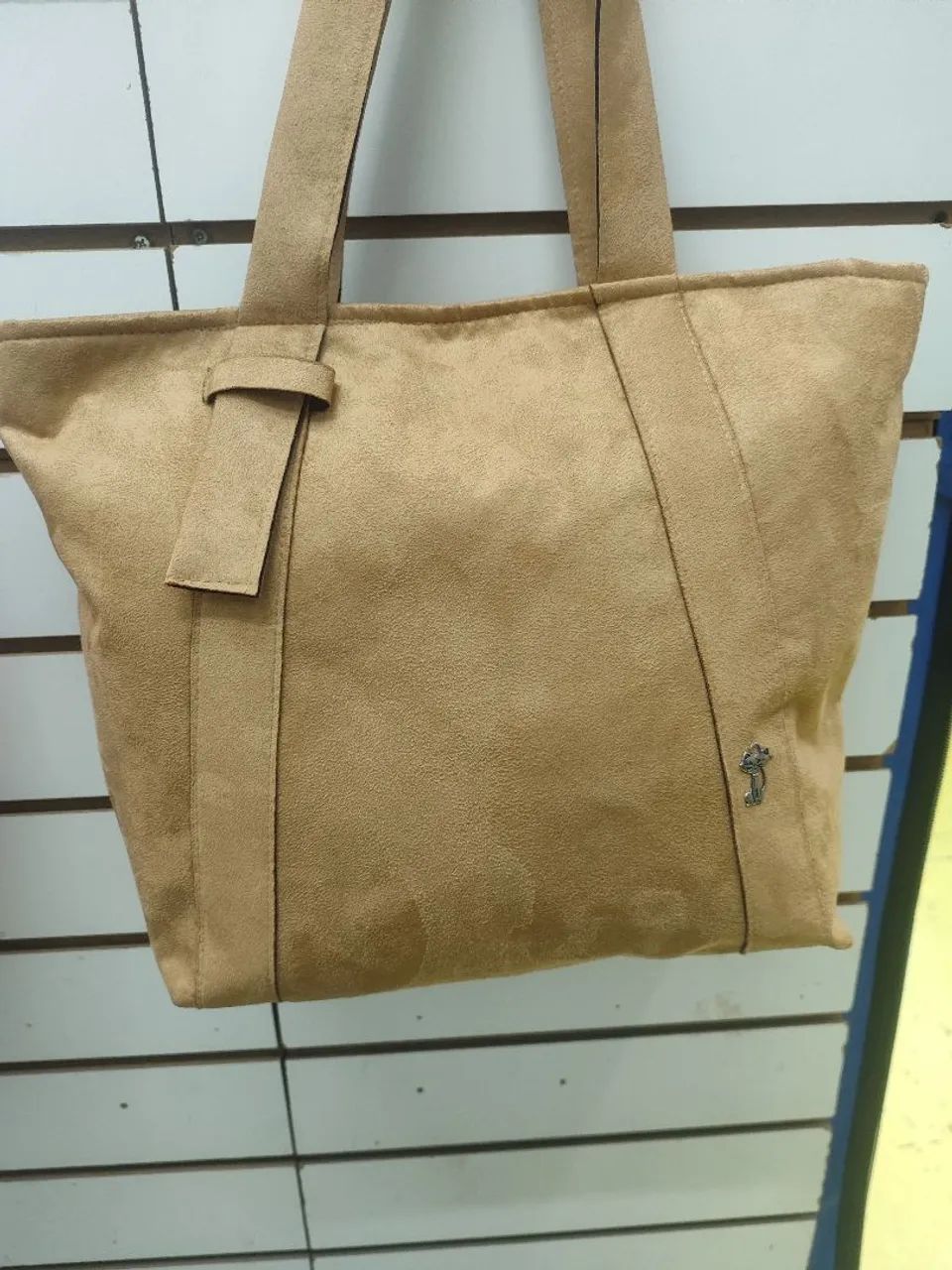 Bolsa em camurça sintética  - Foto 4