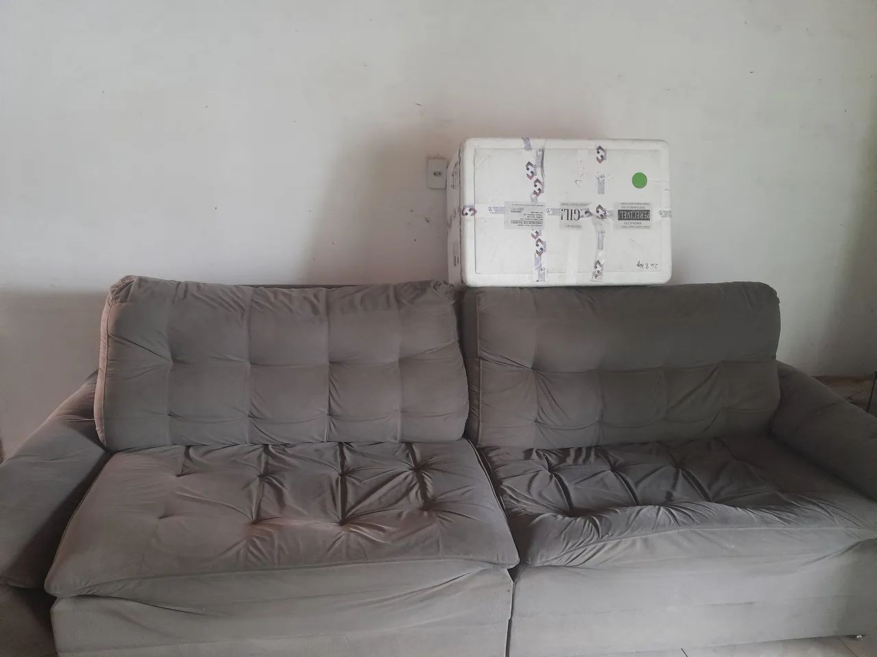 Sofá semi novo - Foto 2