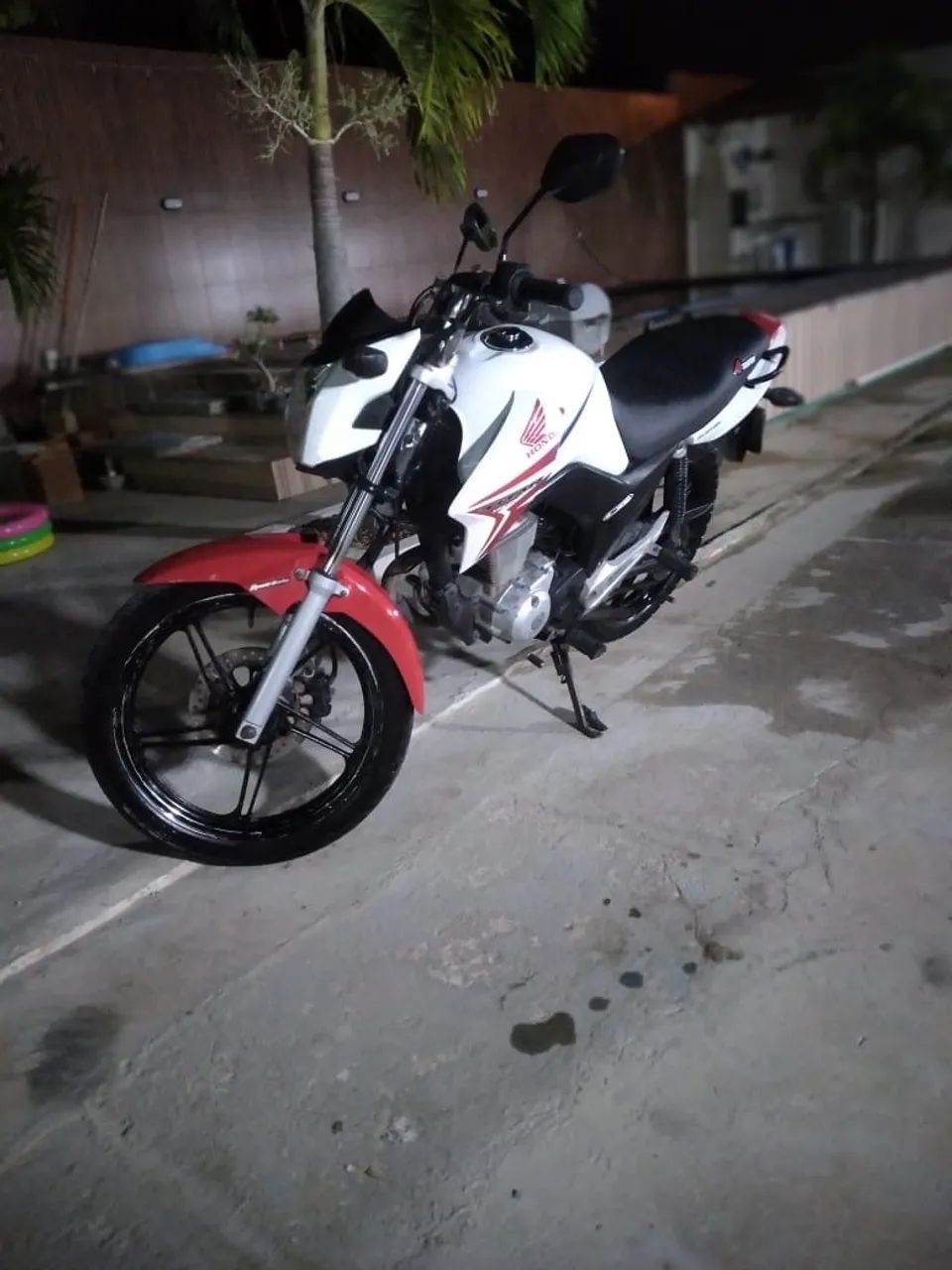 Titan 150