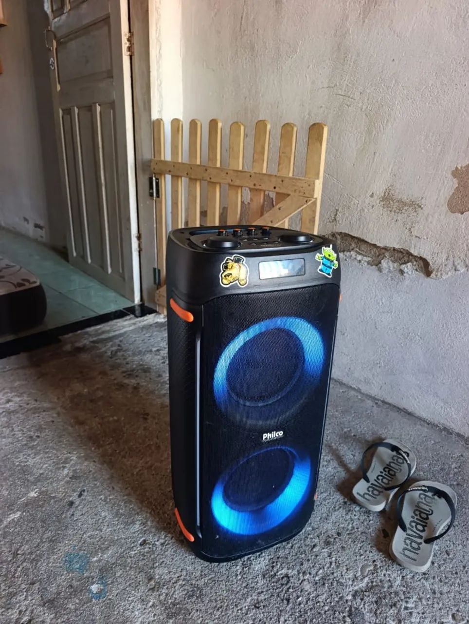 Caixa de som Philco 