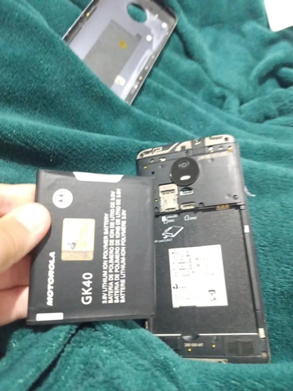 Motorola GK40, ele parece ser um Moto G4