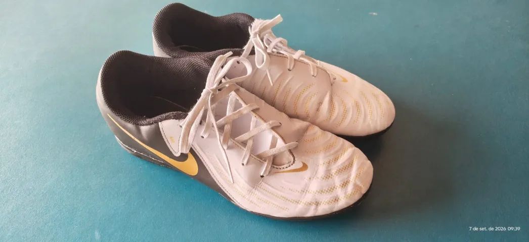 Tênis Nike Futsal 39 Usado - Foto 2
