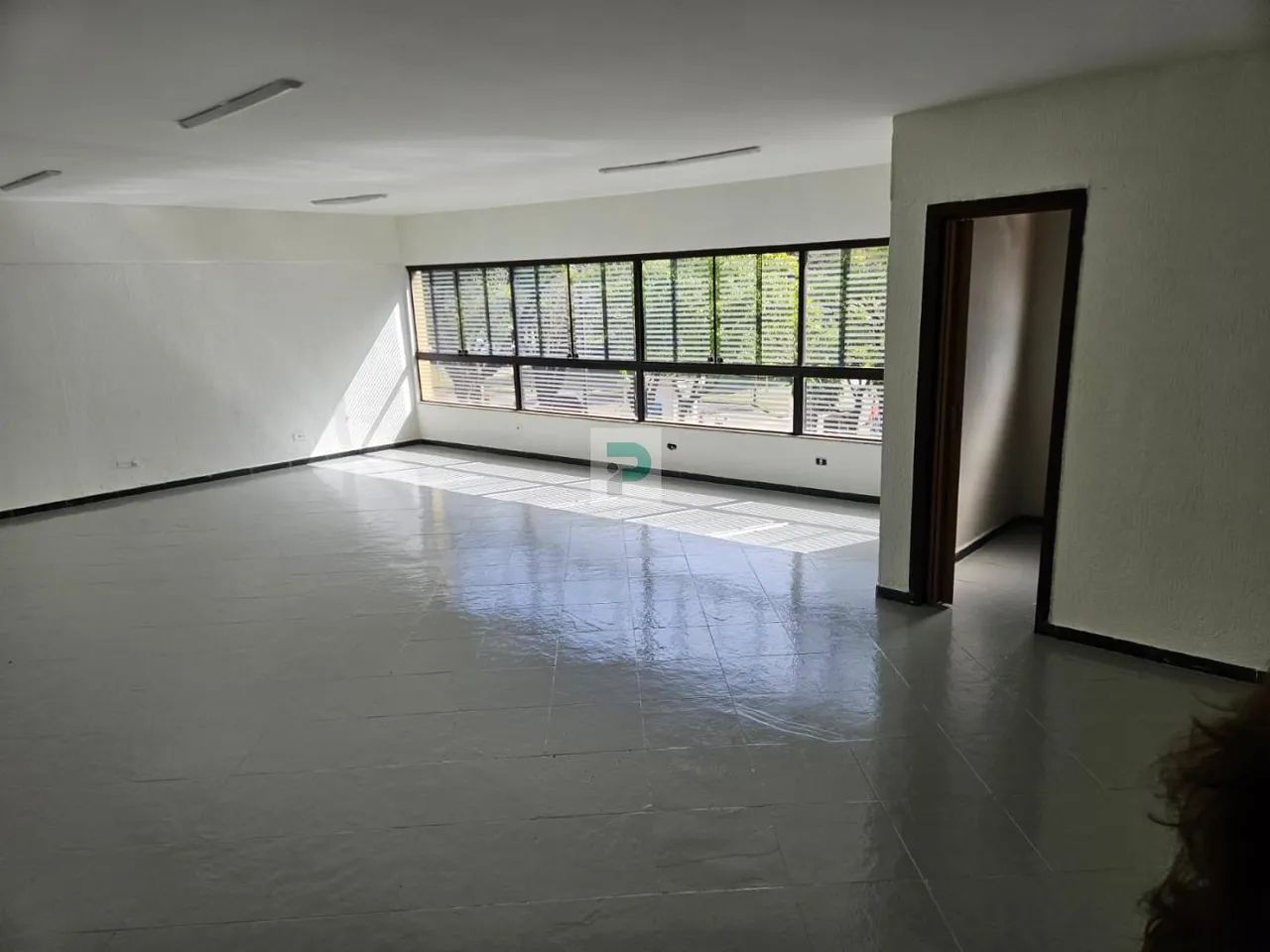 Sala Comercial para Locação em Mogi das Cruzes, Centro, 1 banheiro - Foto 2