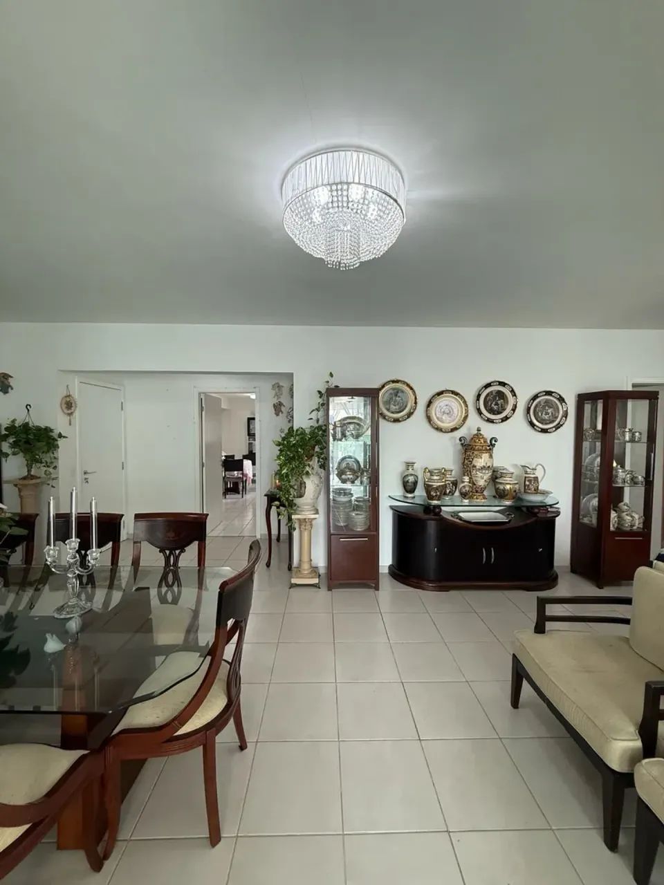 APARTAMENTO FAROL DA ILHA | AMPLO, NASCENTE E SUPER VENTILADO