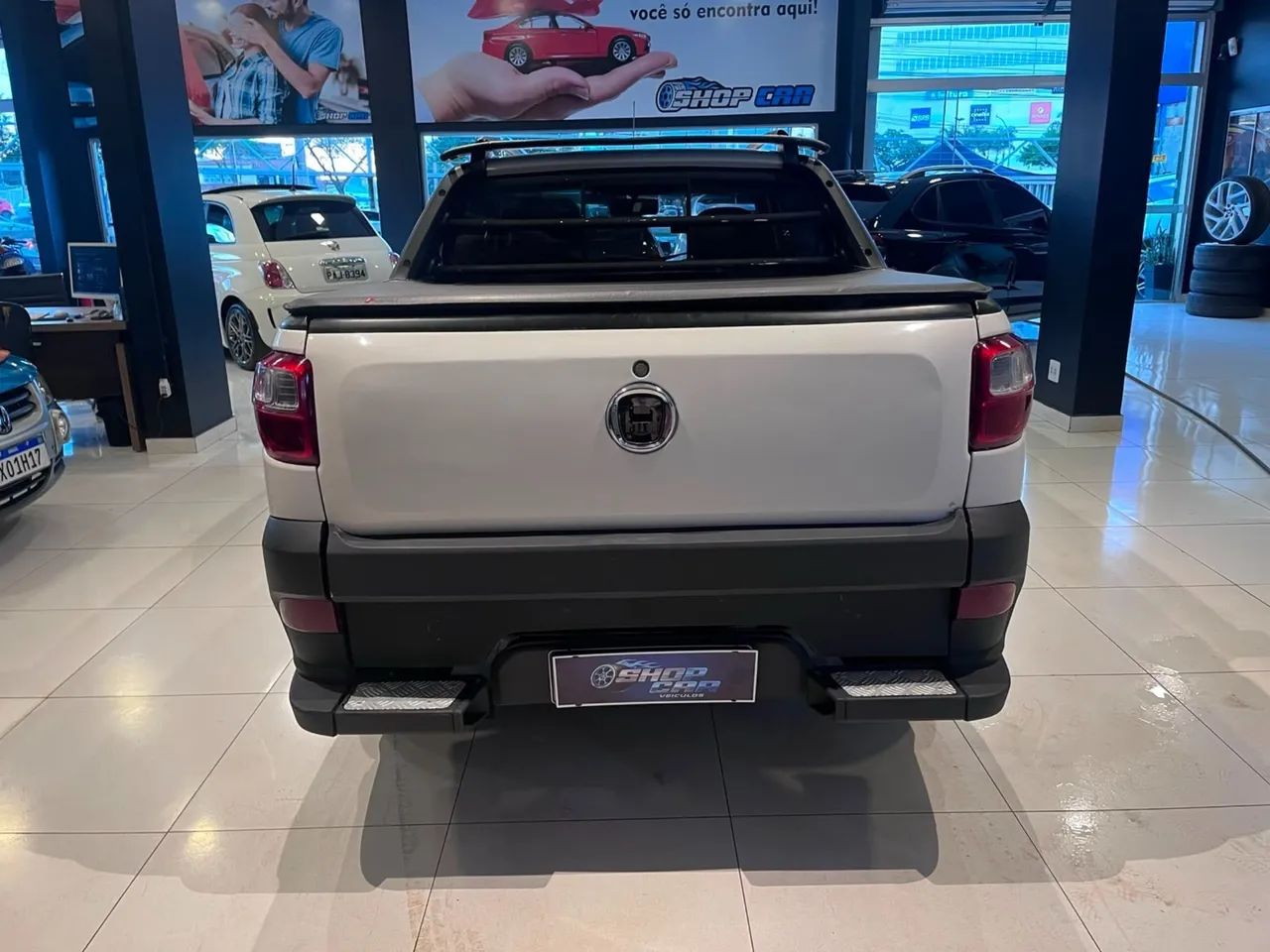Fiat Strada Working Hard 1.4 Fire Flex 8V CD 2017 - Foto 2