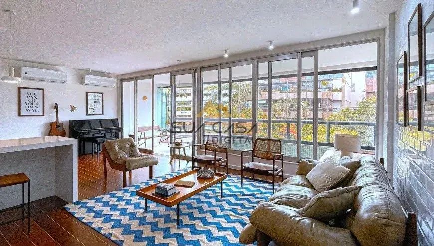 Jardim Oceânico | Apartamento reformado com 3 quartos, sendo 1 suíte REF: BAAP4391 1