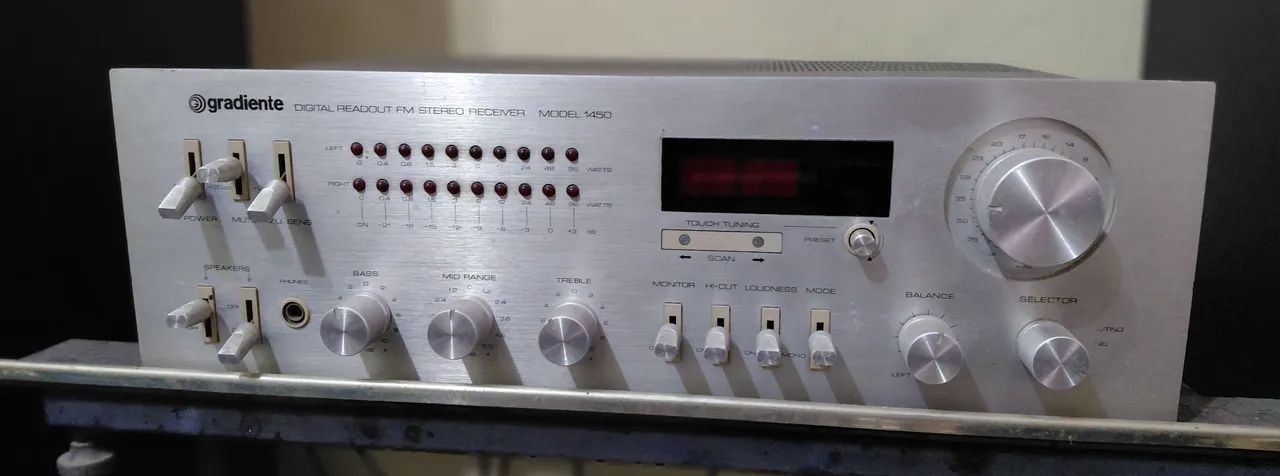 RECEIVER GRADIENTE MODEL: 1450