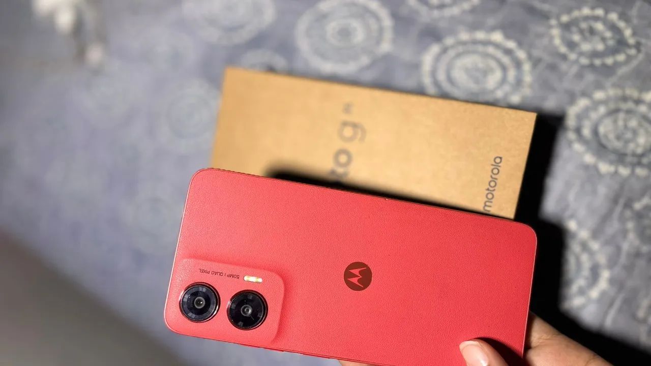 Celular Motorola moto G35 5g  - Foto 3