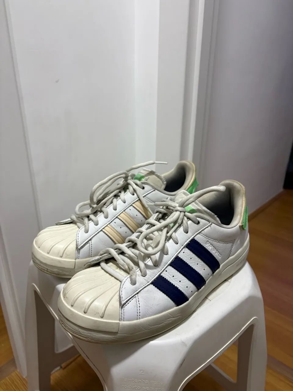 Tênis Adidas Superstar Ayoon - Foto 3
