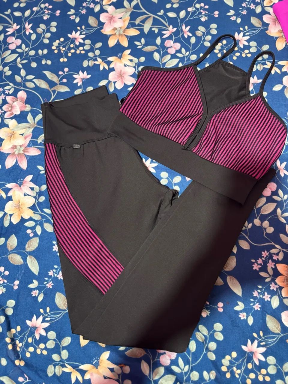 CONJUNTO DE ACADEMIA 