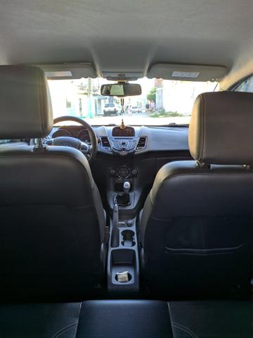 Ford New Fiesta 1.6 Titanium - Foto 8