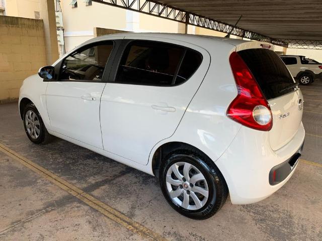 Palio attractive 1.0 2017 completo baixa km novo e original - Foto 7