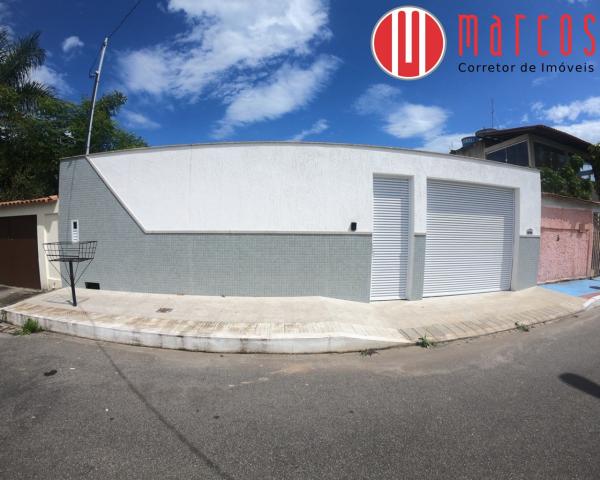 Casa à venda na Praia do Morro, ótima localização, totalmente reformada!